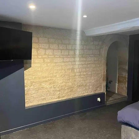 Апартаменты Loveroom En Aparte Кан